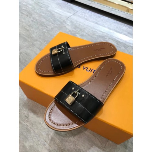 Louis Vuitton Flat 003